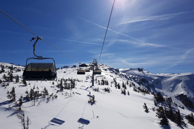 Skifahren im Skigebiet Hochkar (c) Veronika Micheli