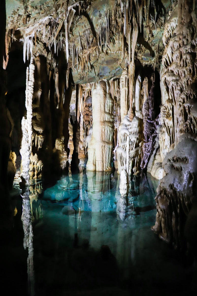 Seeparadies in Tropfsteinhöhle Katerloch