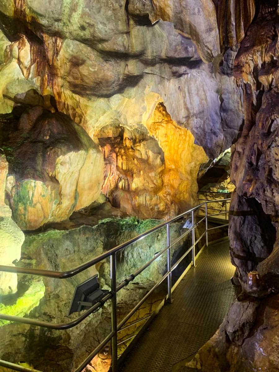 Tropfsteinhöhle Griffen