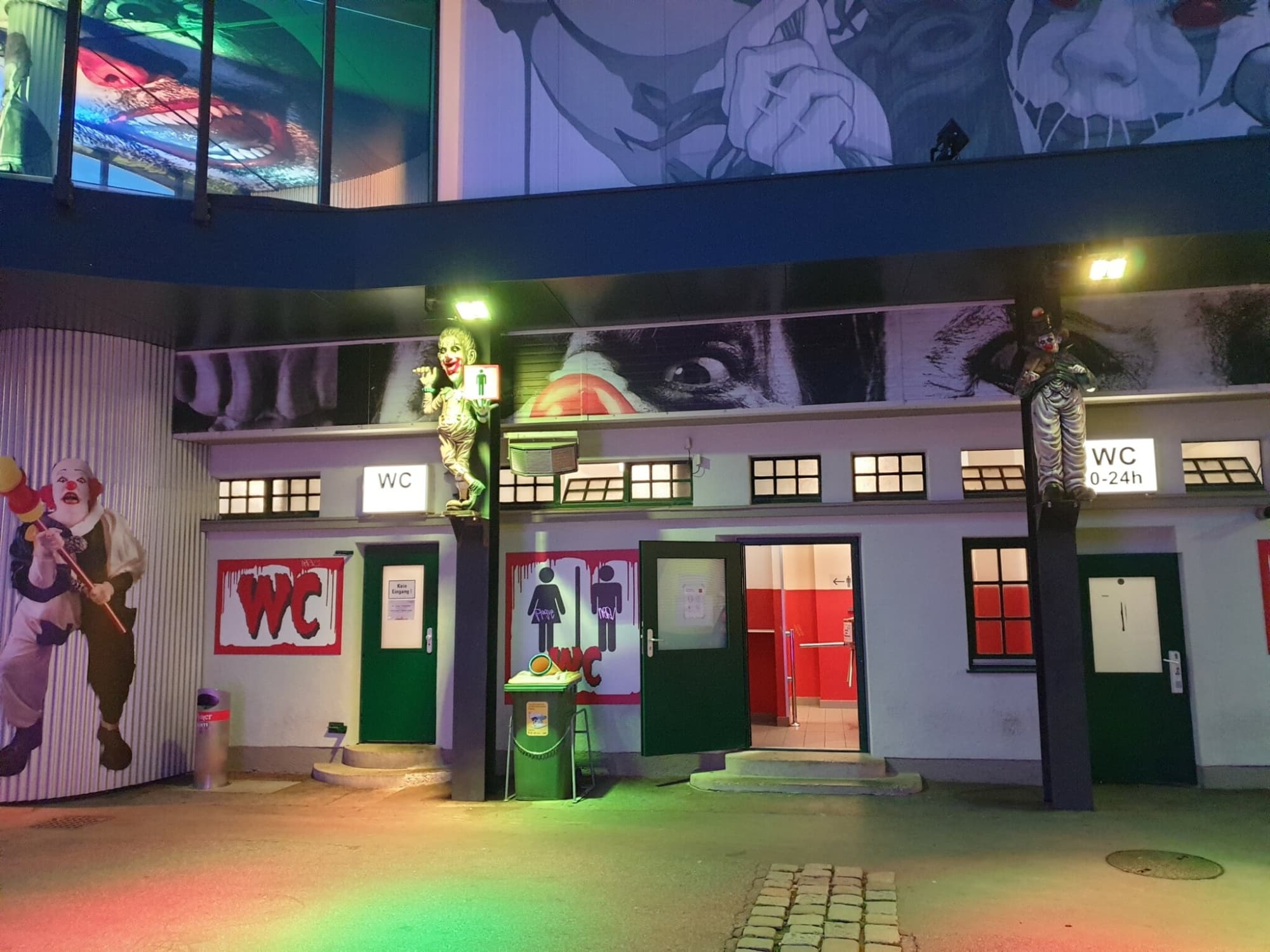 WC Horror Clown Geisterbahn Wiener Prater