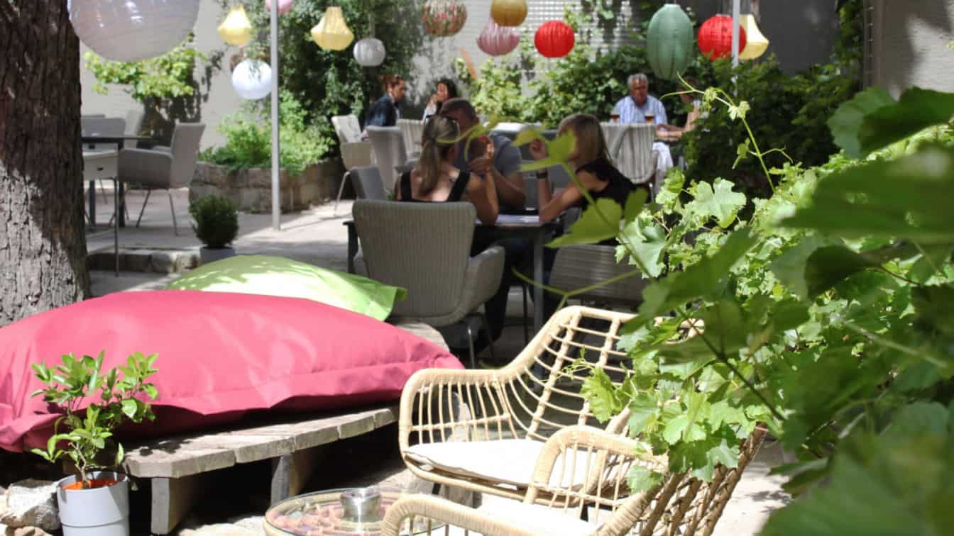 LeBuesch Linz Gastgarten