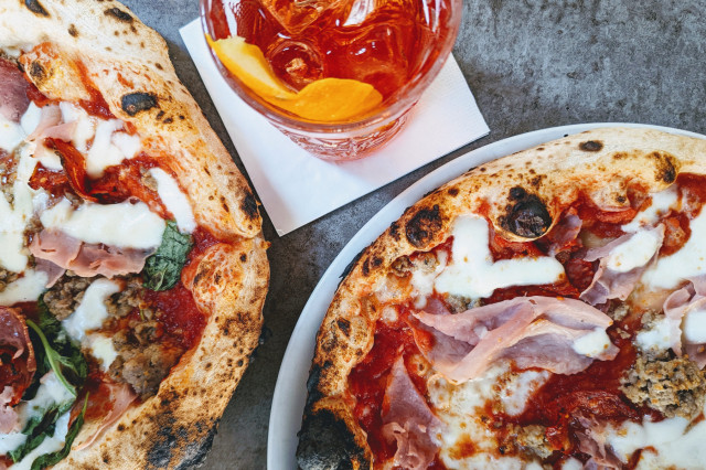 Pizzeria Riva Wien Pizza Negroni