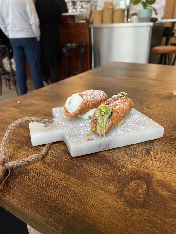 Cannolo Casolaro Bros