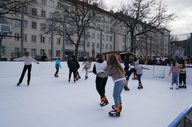 Eislaufplatz Bacherpark (c) Magdalena Blecha