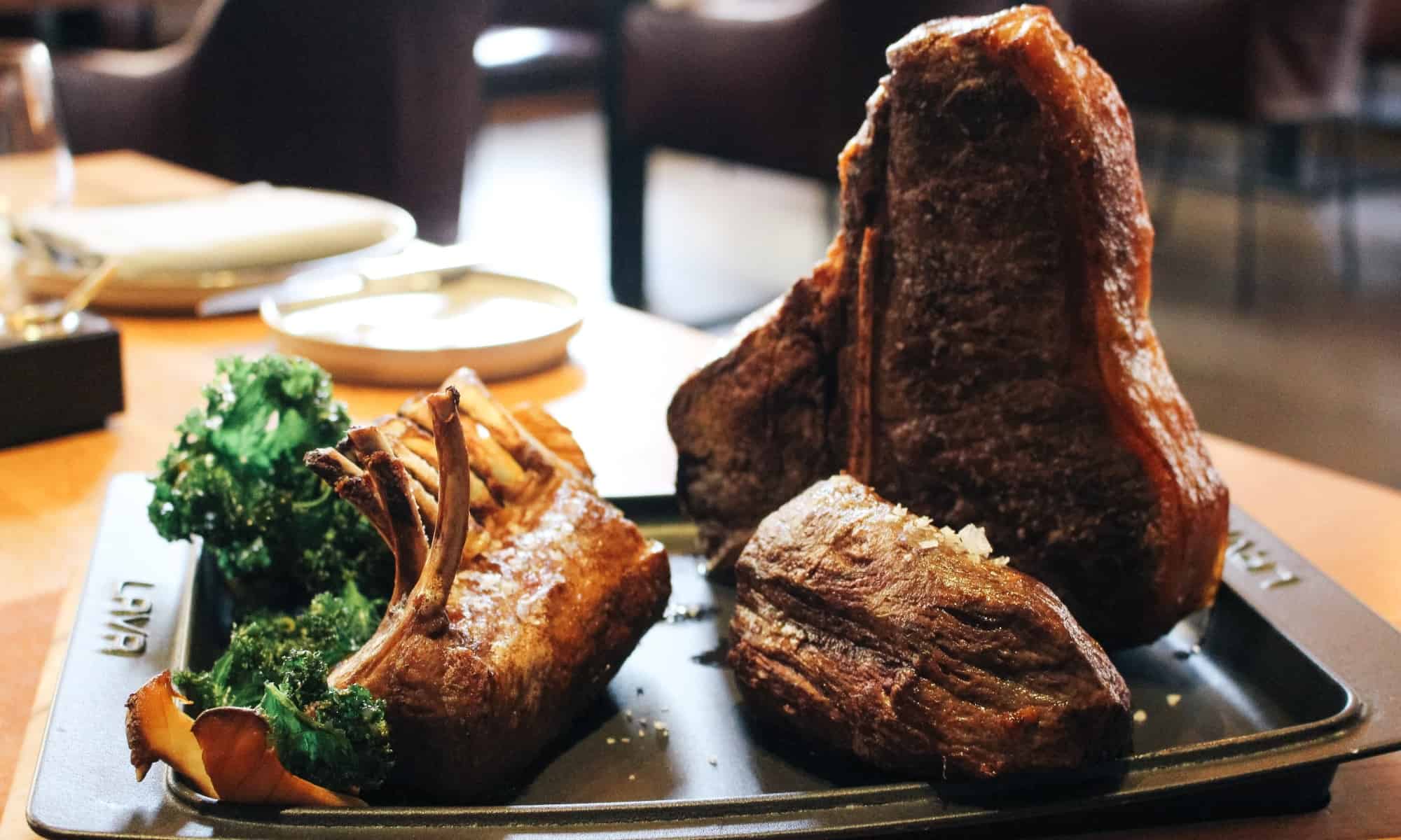 (c) The Ritz-Carlton Vienna