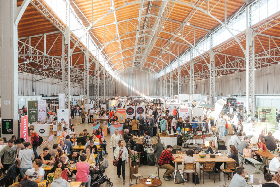 Edelstoff Markt Wien