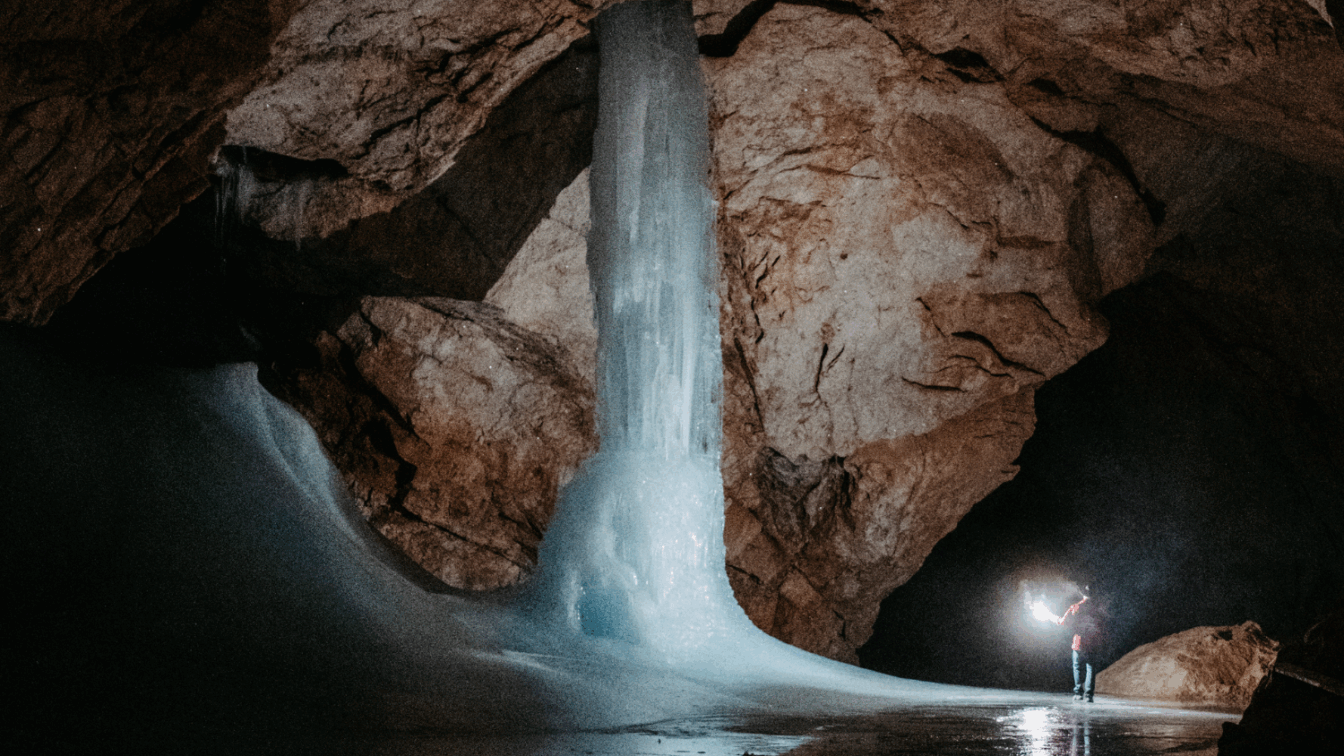 Eisskulpturen in der Eisriesenwelt Werfen