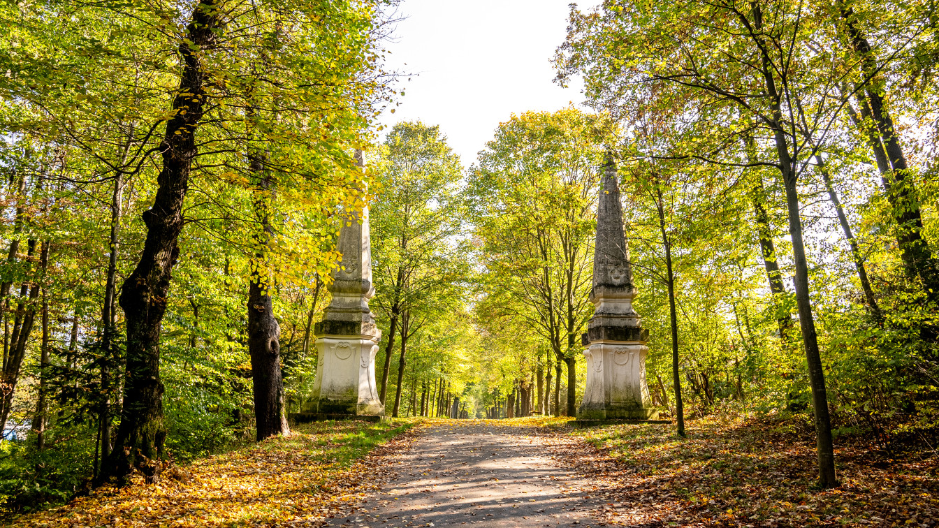 herbstliche Stimmung im Schwarzenbergpark in Wien