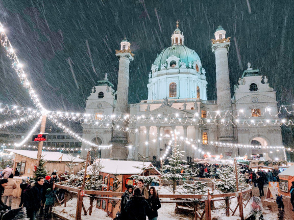 Weihnachtsmarkt Karlsplatz