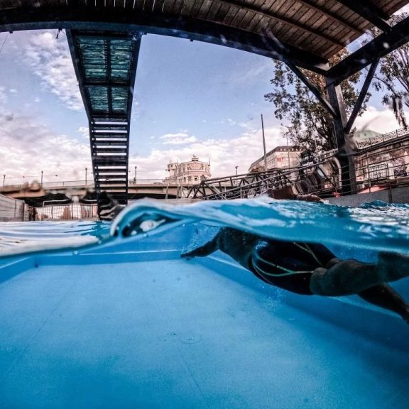 Eisschwimmen Badeschiff