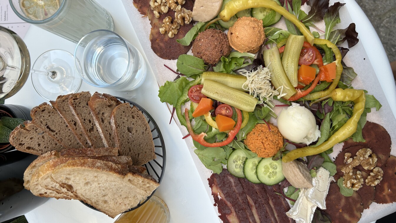 Hertz und Seele vegane Brettljause Wien