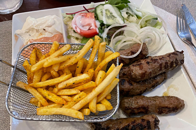 Cevapcici