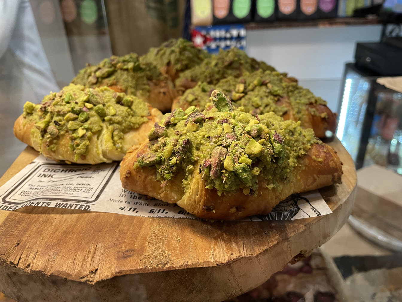 Cafe Delice Wien Croissant