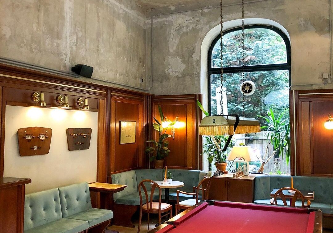 Cafe Kriemhild Billard spielen in Wien