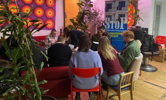 StoP Männer- und Frauentisch Margareten