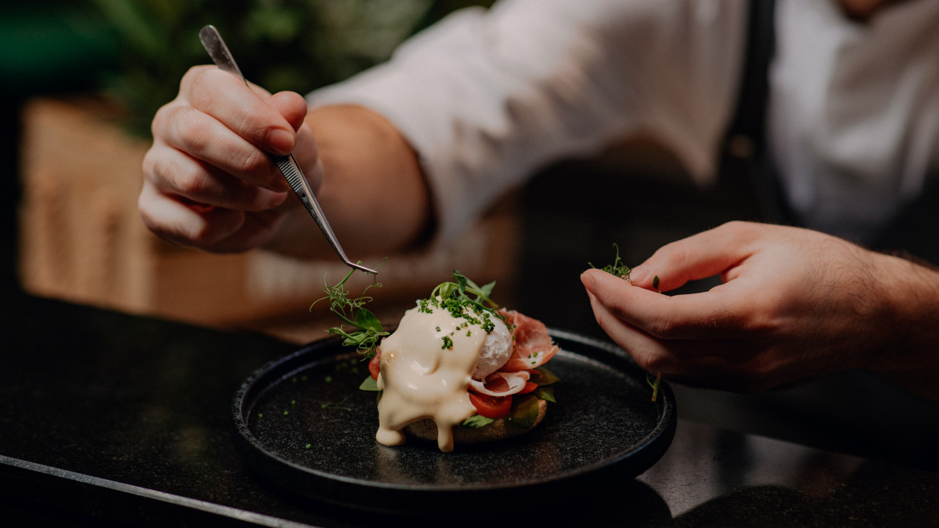 Eggs Benedict im LENZ