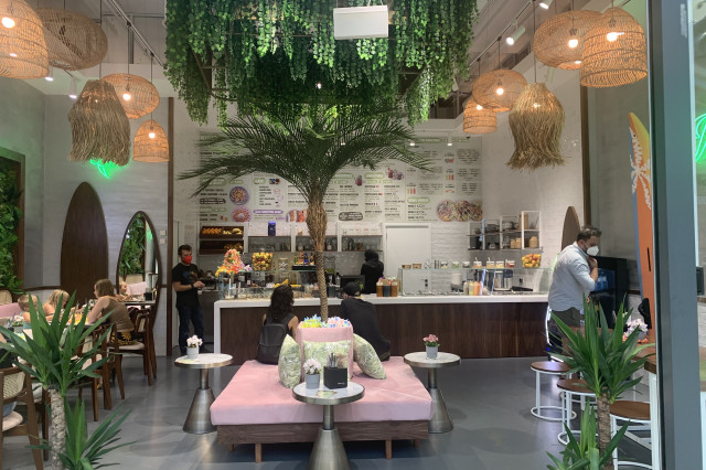 Kennys im Donauzentrum