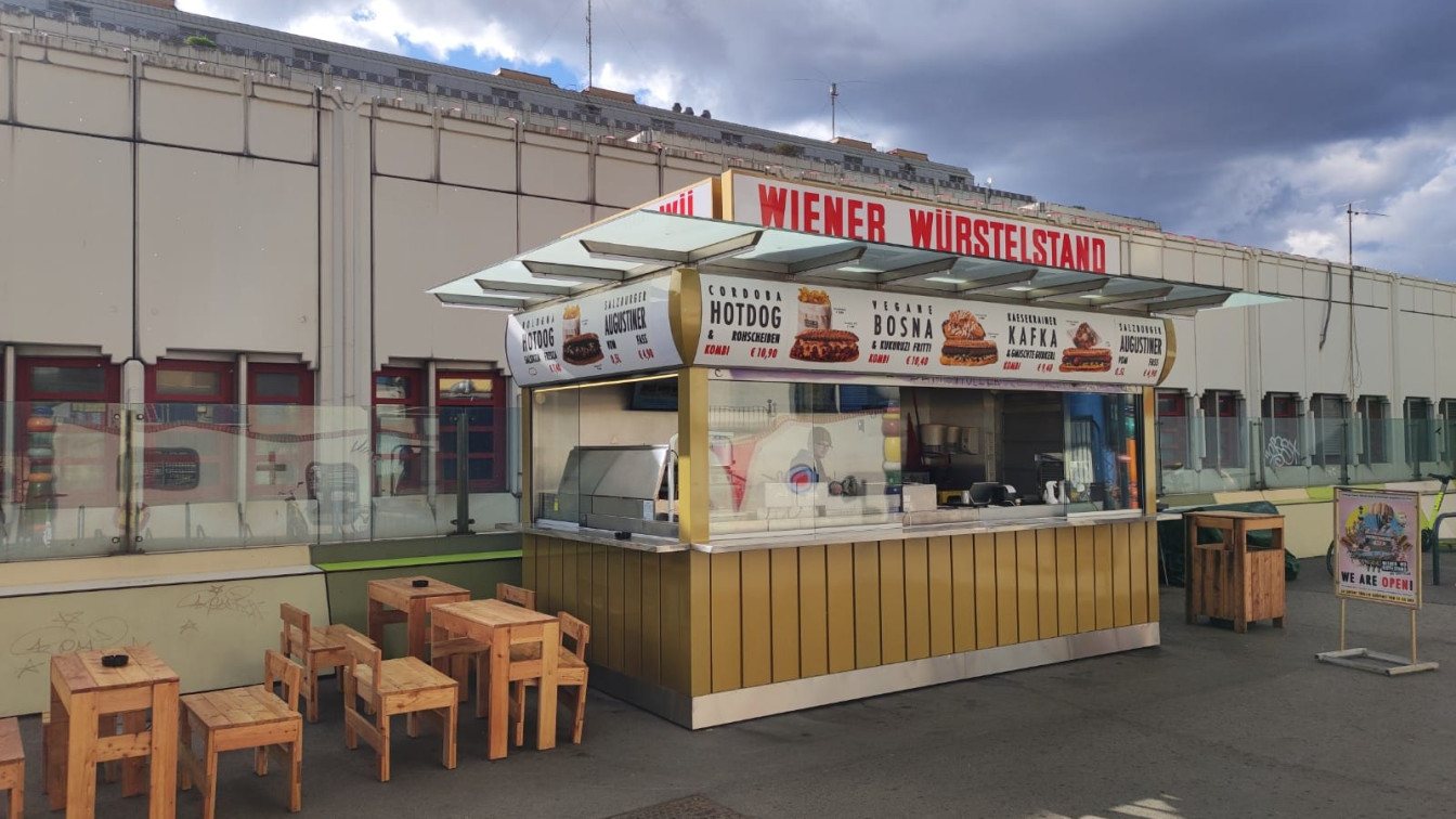 Wiener Würstelstand