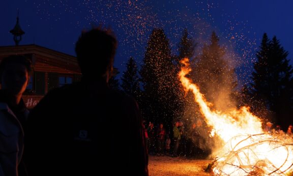 Berge in Flammen St. Johann in Tirol