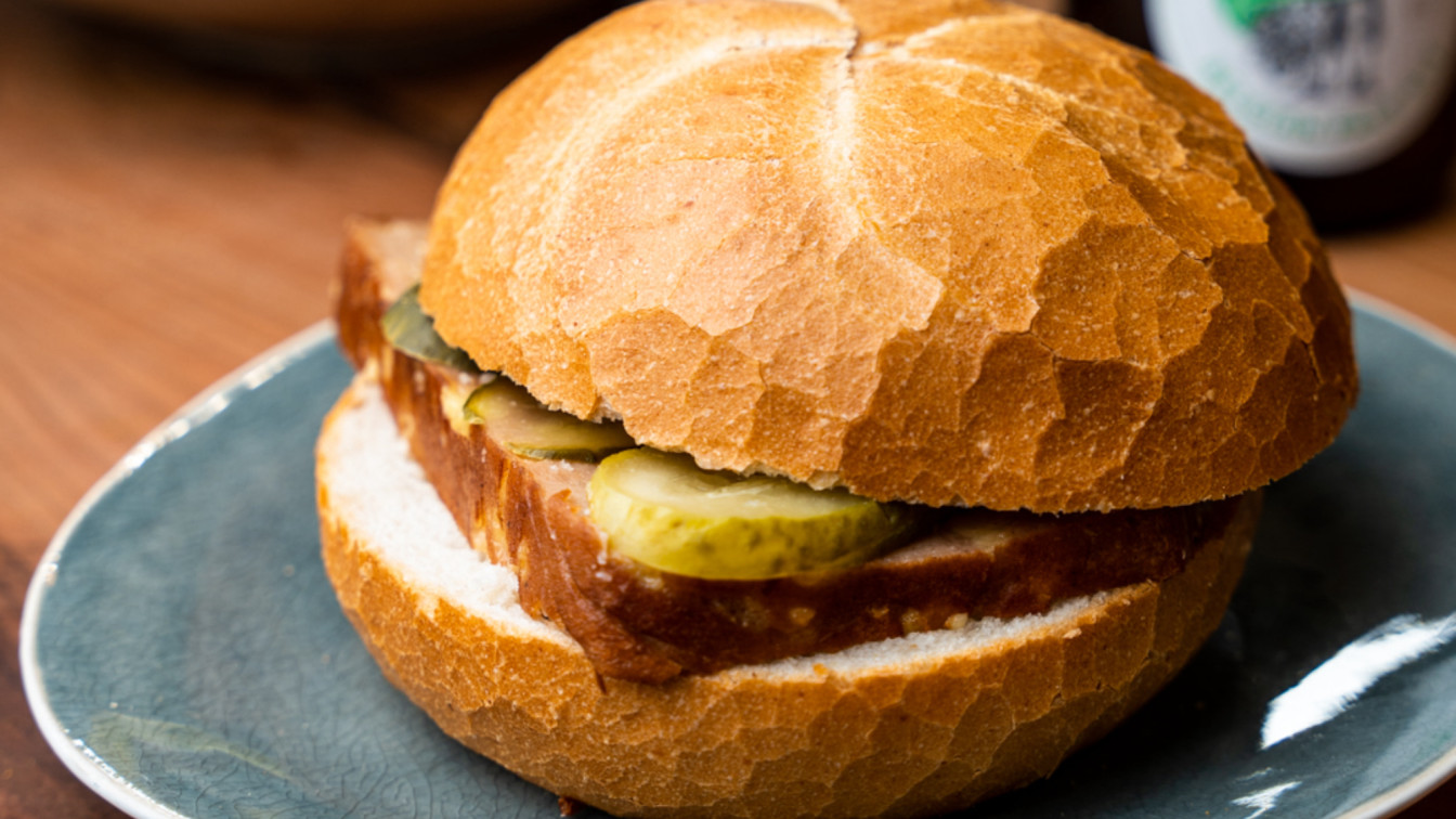 Eh Wurst Wien veganer Leberkäse