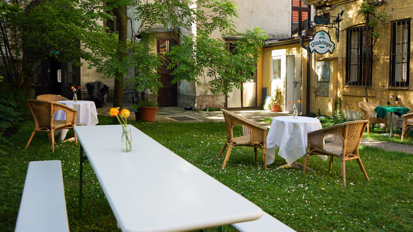 Frei Yoga Cafe Wien Gastgarten