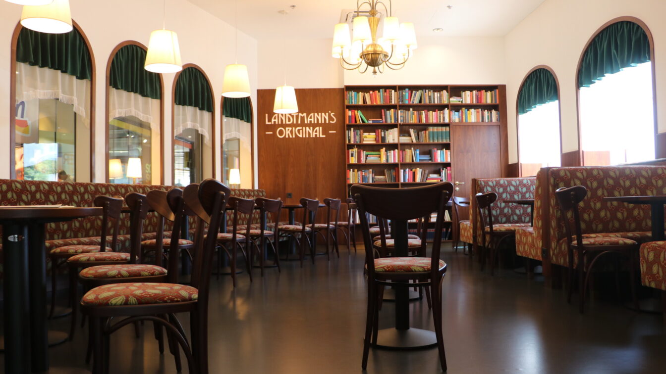 das Landtmanns Original Cafe mit Tortenshop in Wien
