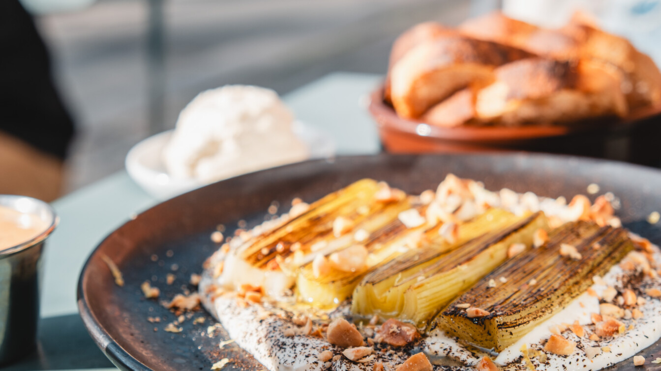 Shared Dishes im yellow Restaurant Kopenhagen.