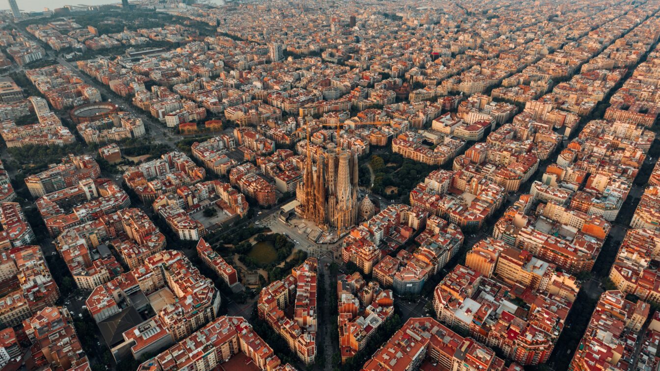 Blick auf Sagrada Familia in Barcelona