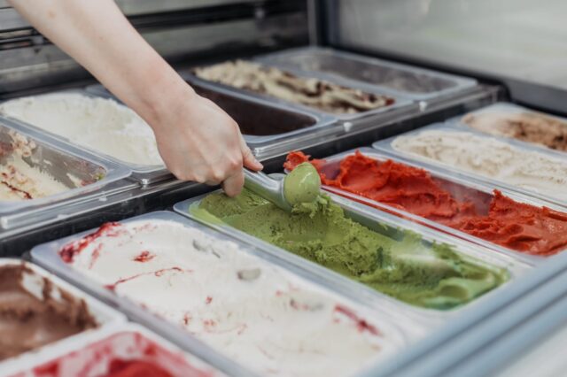 Eistheke Eis Greissler Kurmbach