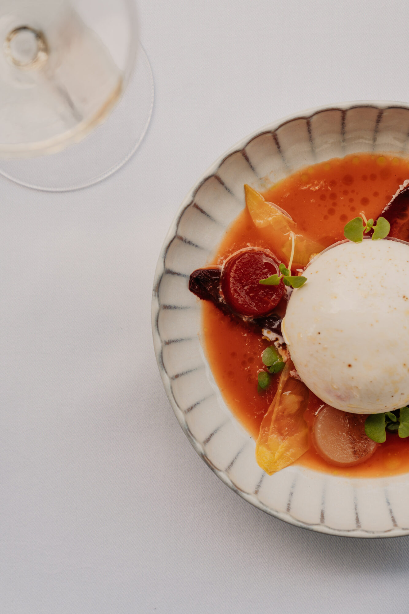 ein Gericht aus dem Glasswing Restaurant in Wien