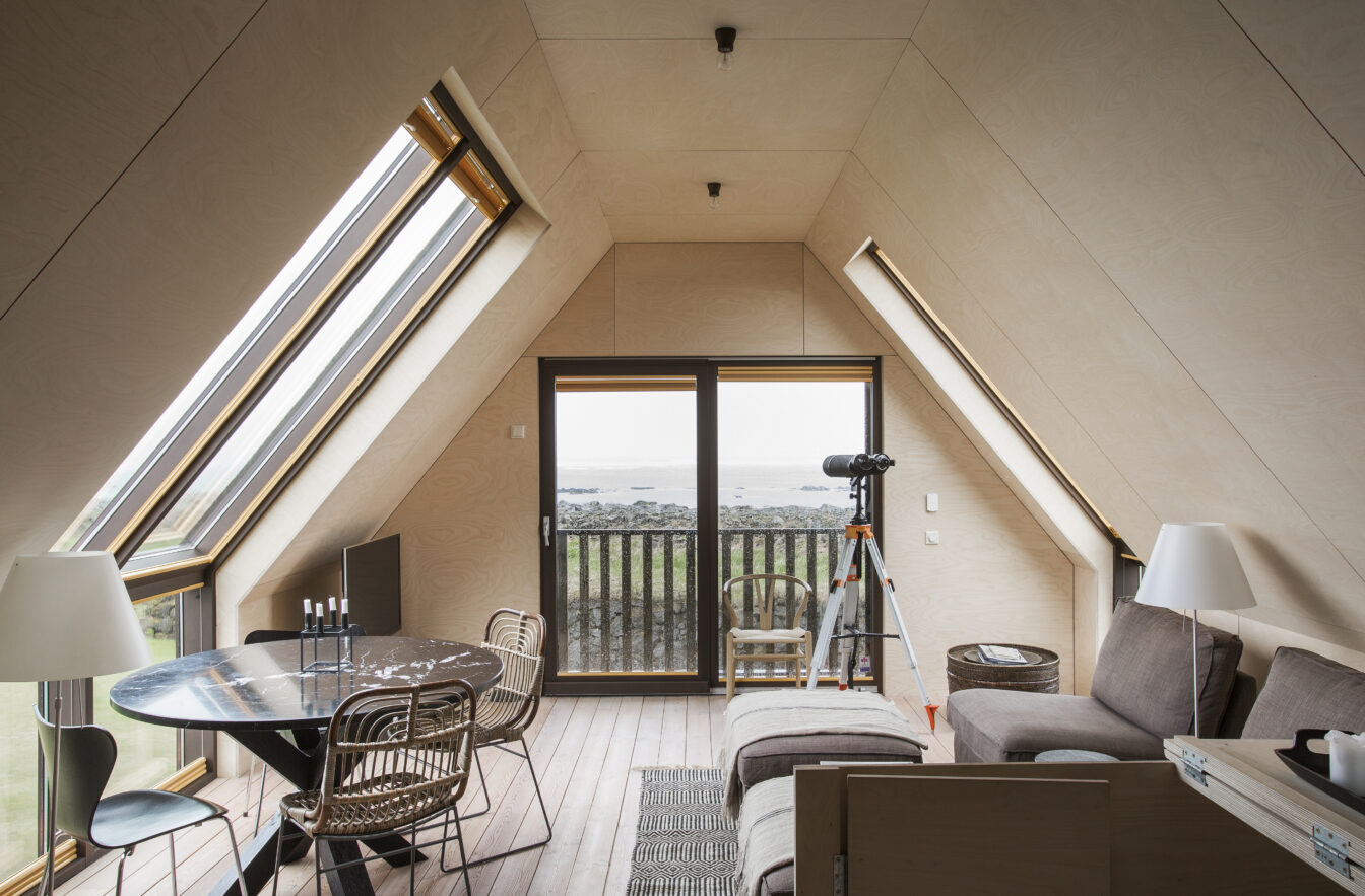 Ein Blick ins Innere des Barn House auf Island.