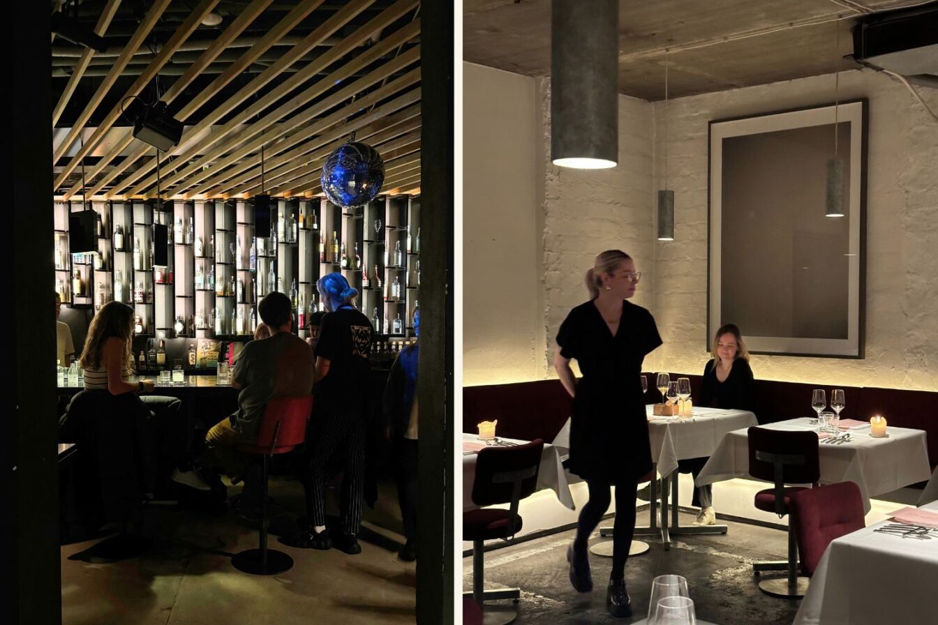 Zweiteiliges Bild: Links eine stimmungsvolle Bar mit modernem Holzlamellen-Plafond, beleuchteten Spirituosenregalen und einer glitzernden Discokugel. Mehrere Gäste sitzen auf Barhockern, im Halbdunkel mit clubartiger Atmosphäre. Rechts der elegante Speisesaal des Restaurants: warme Beleuchtung, schlichte weiße Wände mit Kunstwerk, rot gepolsterte Stühle und weiße Tischdecken. Eine Servicemitarbeiterin in Schwarz geht an einem Tisch vorbei, eine lächelnde Person sitzt bereits am Platz. Stilvolle, zurückhaltende Szene mit Wohlfühlcharakter.