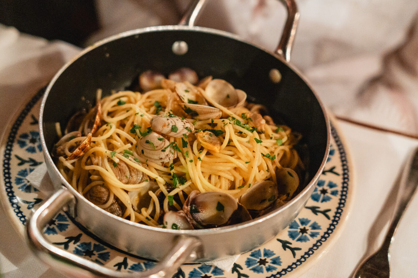 Spaghetti Vongole in der Trattoria 13 Gobbi in Florenz.