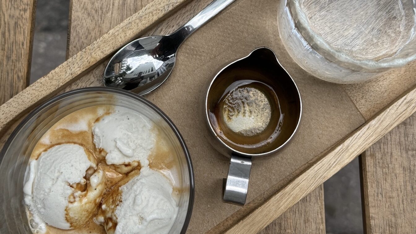 ein Affogato im Cafe Cortado in Wien