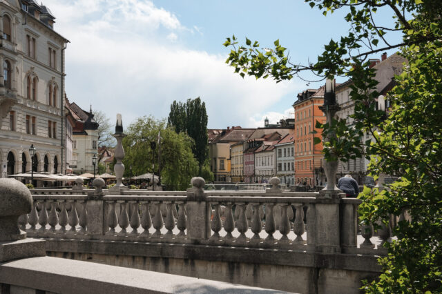 Ljubljana Blick auf Häuser und Fluss