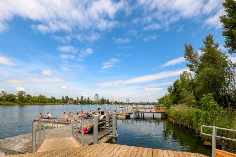 Ort zum Baden in Wien: Neue Stege an der Unteren Alten Donau (2026)