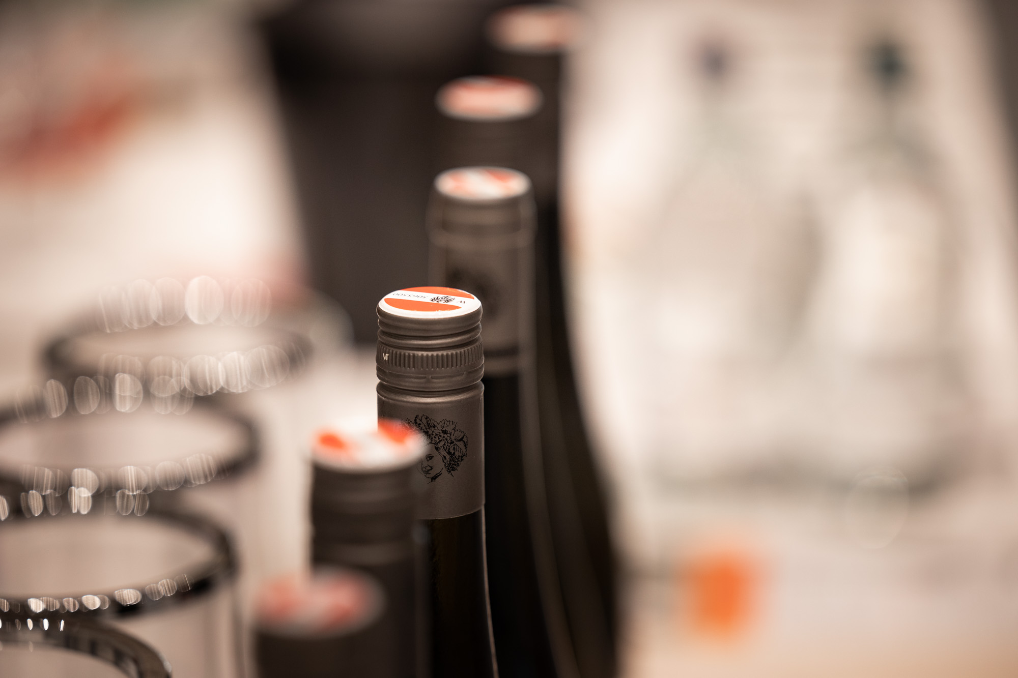 Rotweinflaschen (c) ÖWM | Chris Krebs