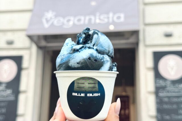 Billie Eilish Eis von Veganista im Becher