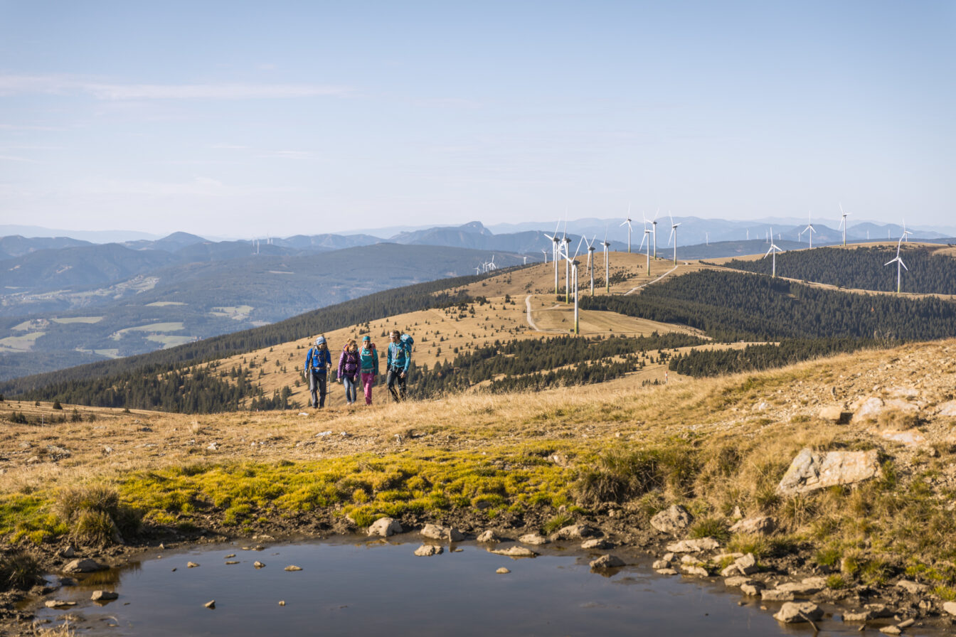 Auf dem Alpannonia Weitwanderweg in den Wiener Alpen in Niederösterreich