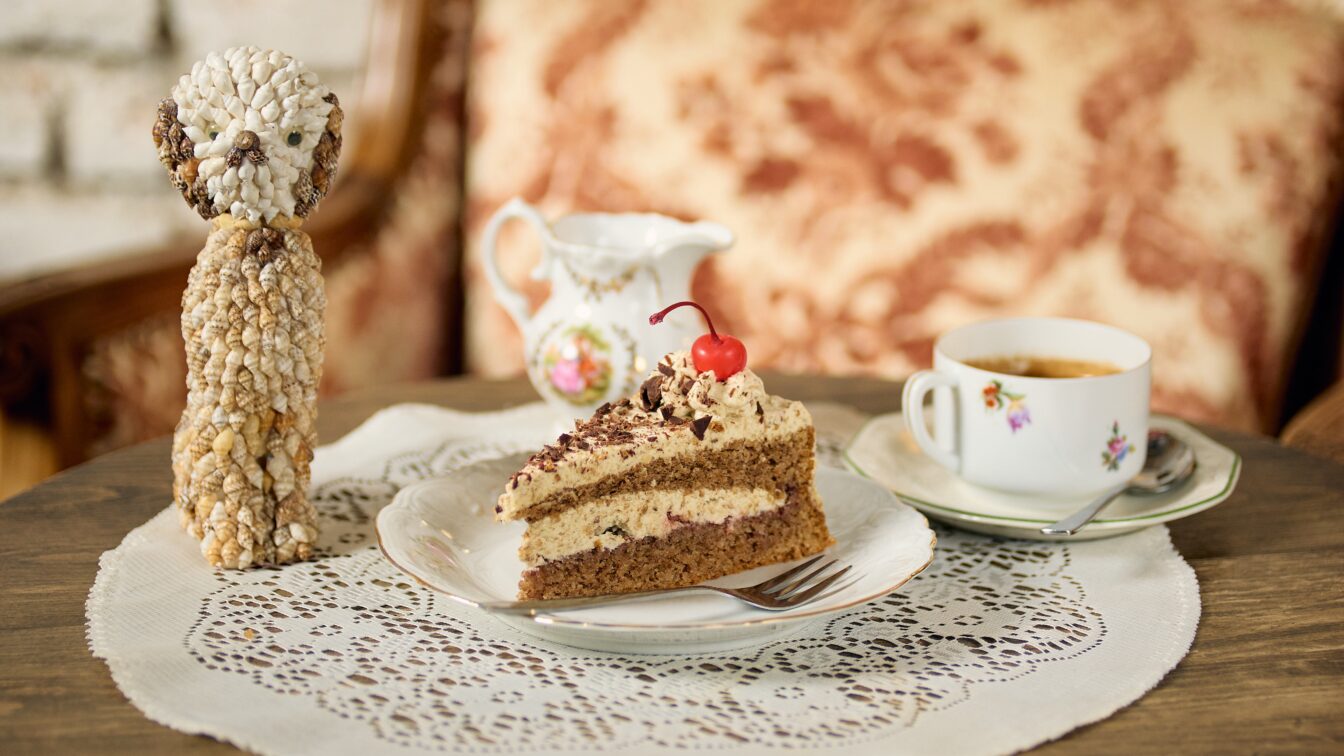 Die Vollpension im 4. Bezirk bietet hervorragende Kuchen in Wien an