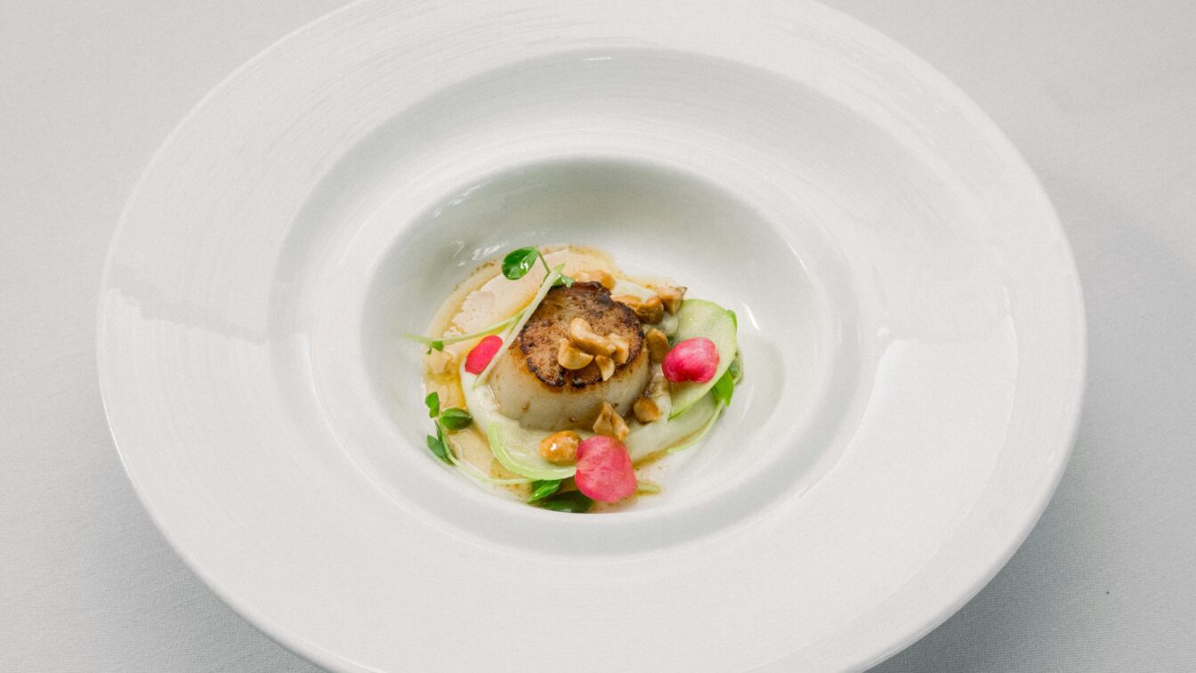 Fine Dining Teller mit Fond und Einlage