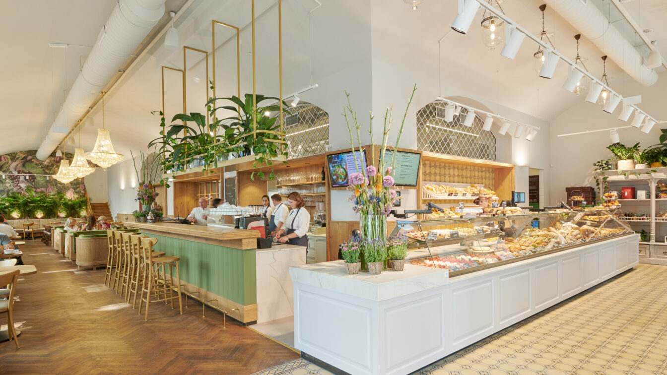 Blick in die Ströck Feierabend Filiale in der Burggasse in Wien