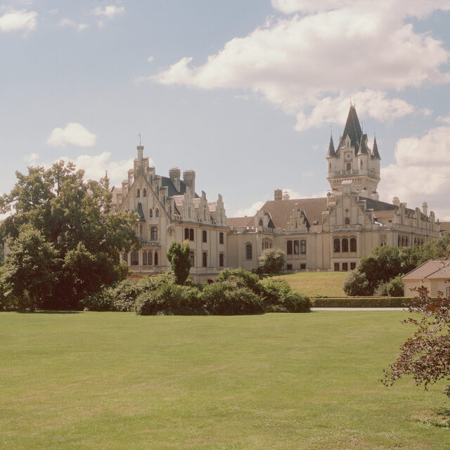 Schloss Grafenegg im Sommer im Freien (c) Lisa Edi
