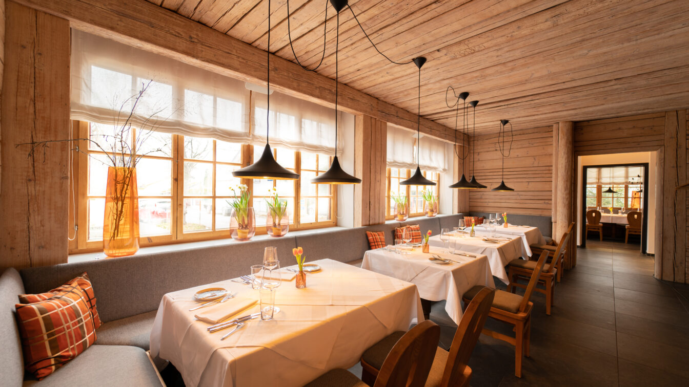 in der gemütlichen Stube im Restaurant Das Wolf in Langenlebarn