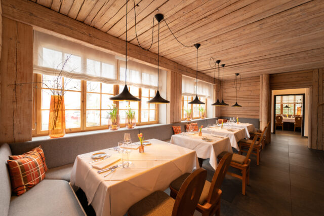 in der gemütlichen Stube im Restaurant Das Wolf in Langenlebarn