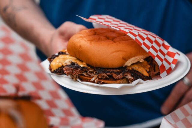 Burger bei El Reno, Wien