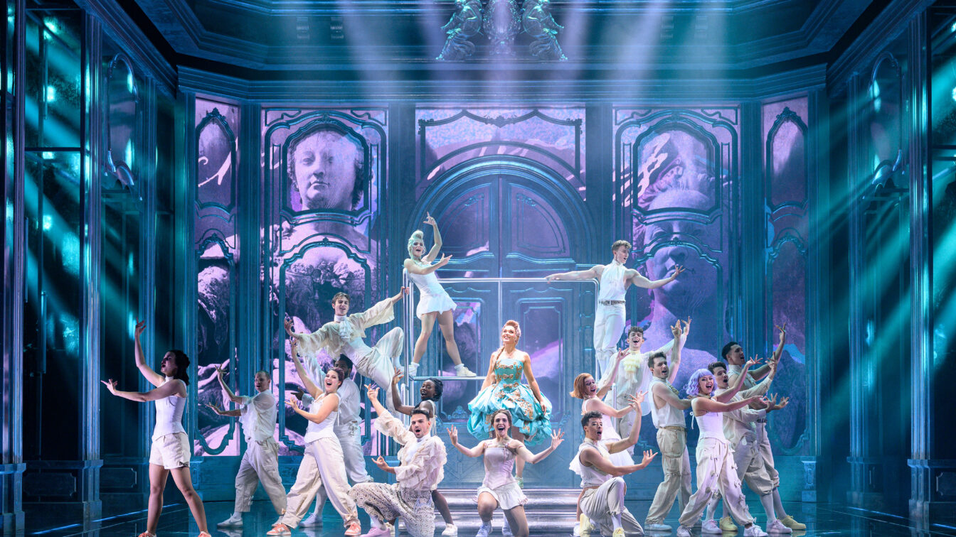 Maria Theresia: Das Musical: Szene im Ronacher in Wien