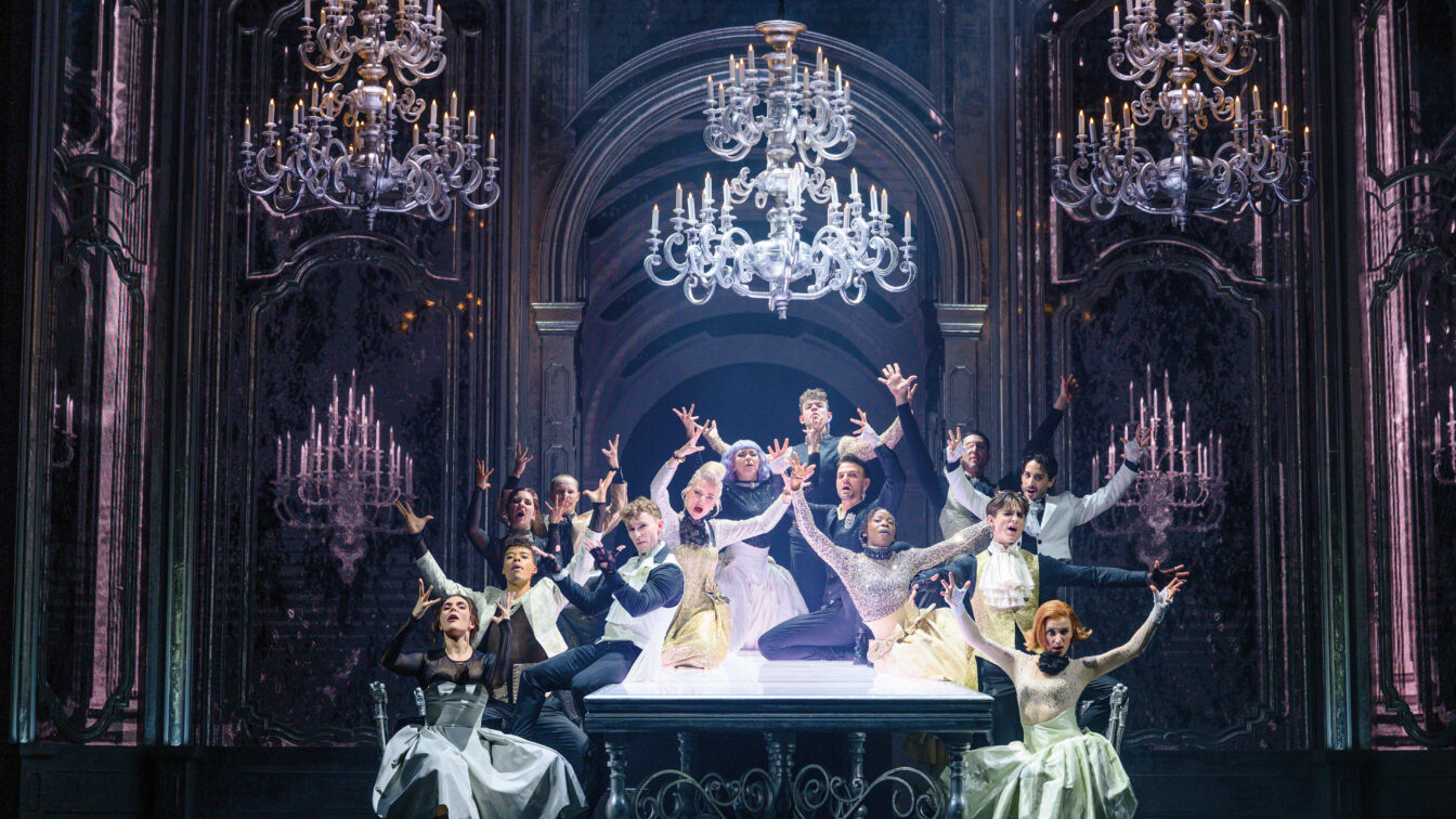 Maria Theresia: Das Musical: Szene im Ronacher in Wien