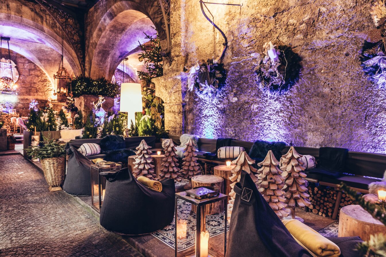 Winterwunderland mit Glühwein im St. Peter Stiftskulinarium, Salzburg