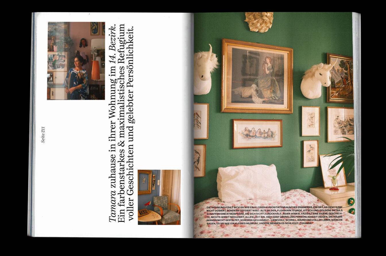 ein aufgeschlagenes buch, das wiener wohnungen zeigt